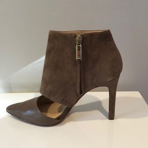 Banana Republic Shoes - Banana Republic booties Banana Republic Shoes - Banana Republic booties